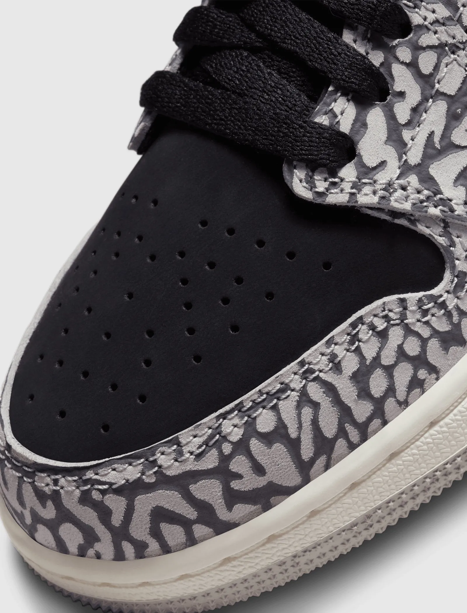 AIR JORDAN 1 LOW OG 