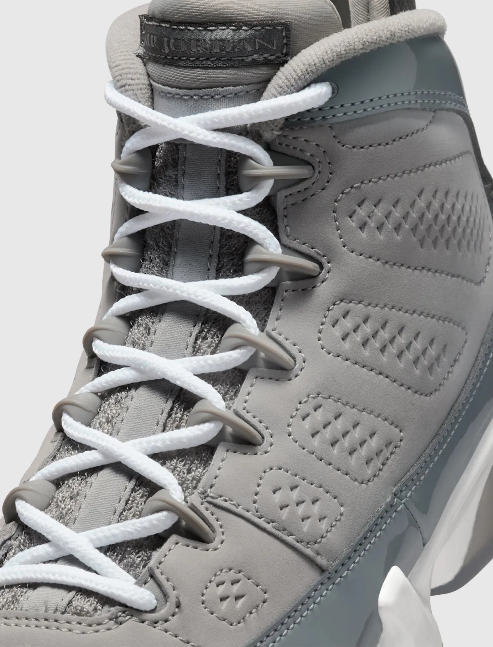 AIR JORDAN 9 RETRO 