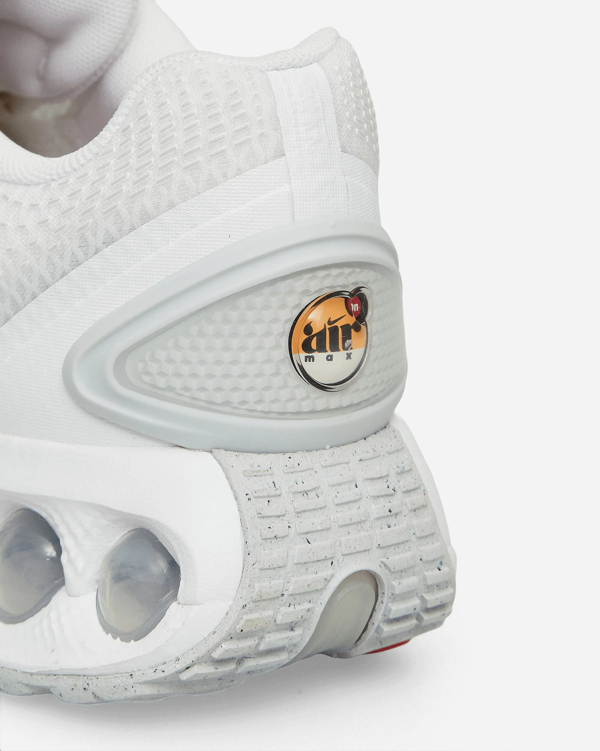 Air Max DN Sneakers Weiß / Metallisches Silber