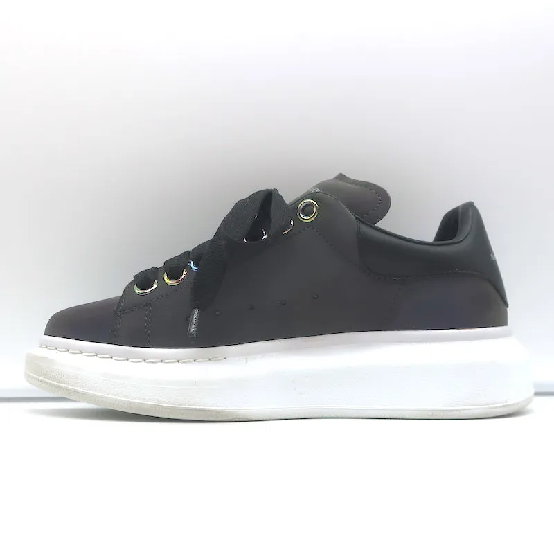 Alexander McQueen Irisierende Übergroße Sneakers Lila/Schwarz Größe 35.5 D