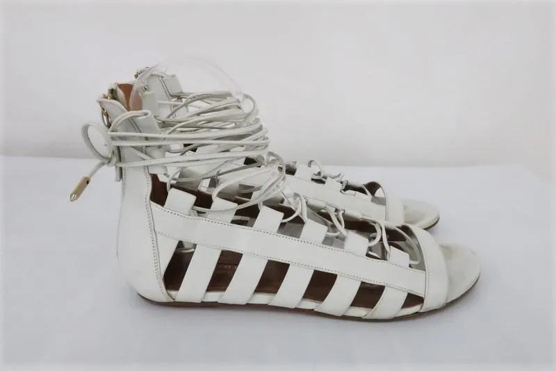 Aquazzura Amazon Gladiatoren-Sandalen Weißes Leder Größe 37.5 Schnürung Flache Schuhe
