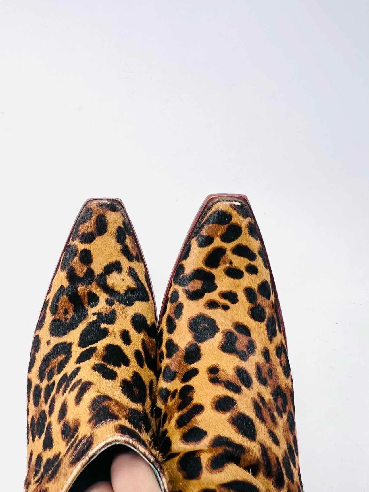 Ariat Größe 8,5 Natur/Braun-Schwarz Tierprint Rindleder AS IS Schuhe Knöchelstiefel