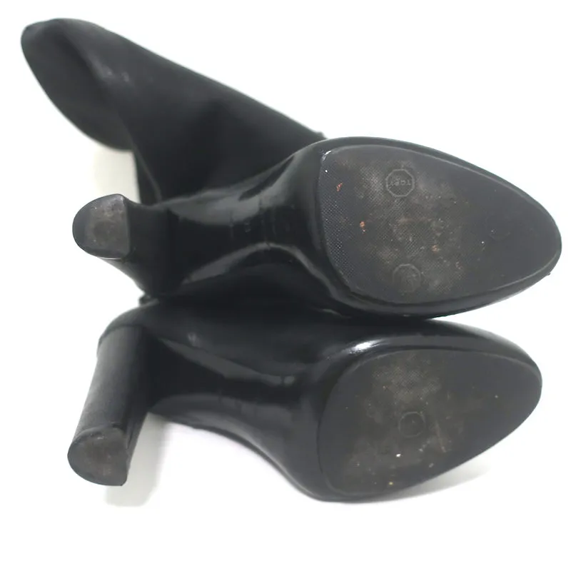 Balenciaga Kniehohe Plateau-Stiefel mit Schnallen-Detail in schwarzem genarbtem Leder Größe 38