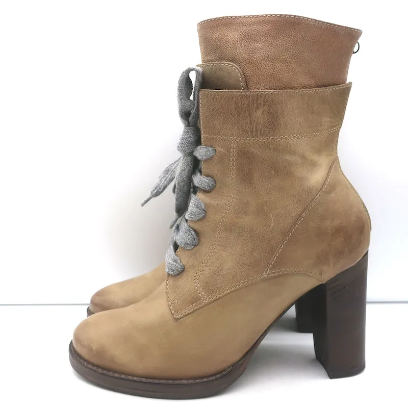 Brunello Cucinelli Schnürstiefel mit hohem Absatz in Taubenleder Größe 40