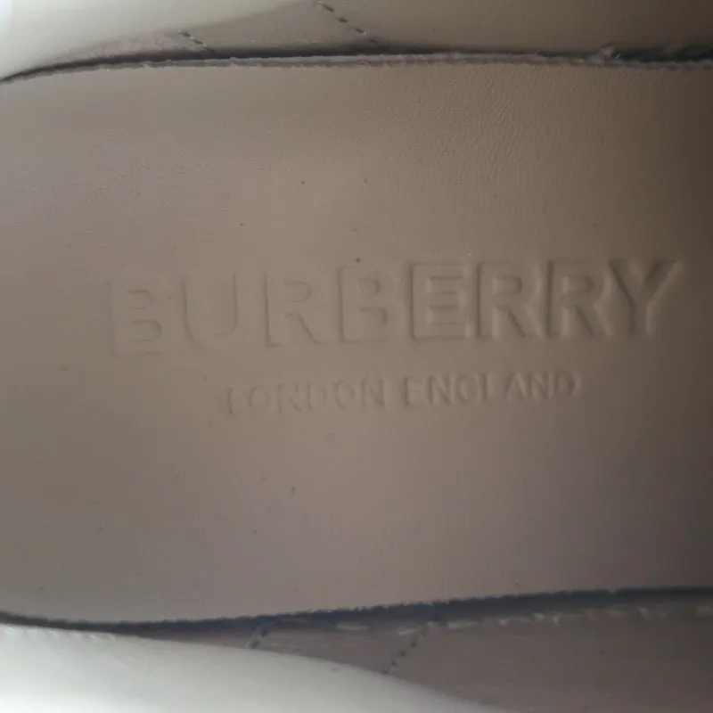 Burberry Vintage Check und Leder Low-Top Sneakers Archiv Beige Größe 35.5