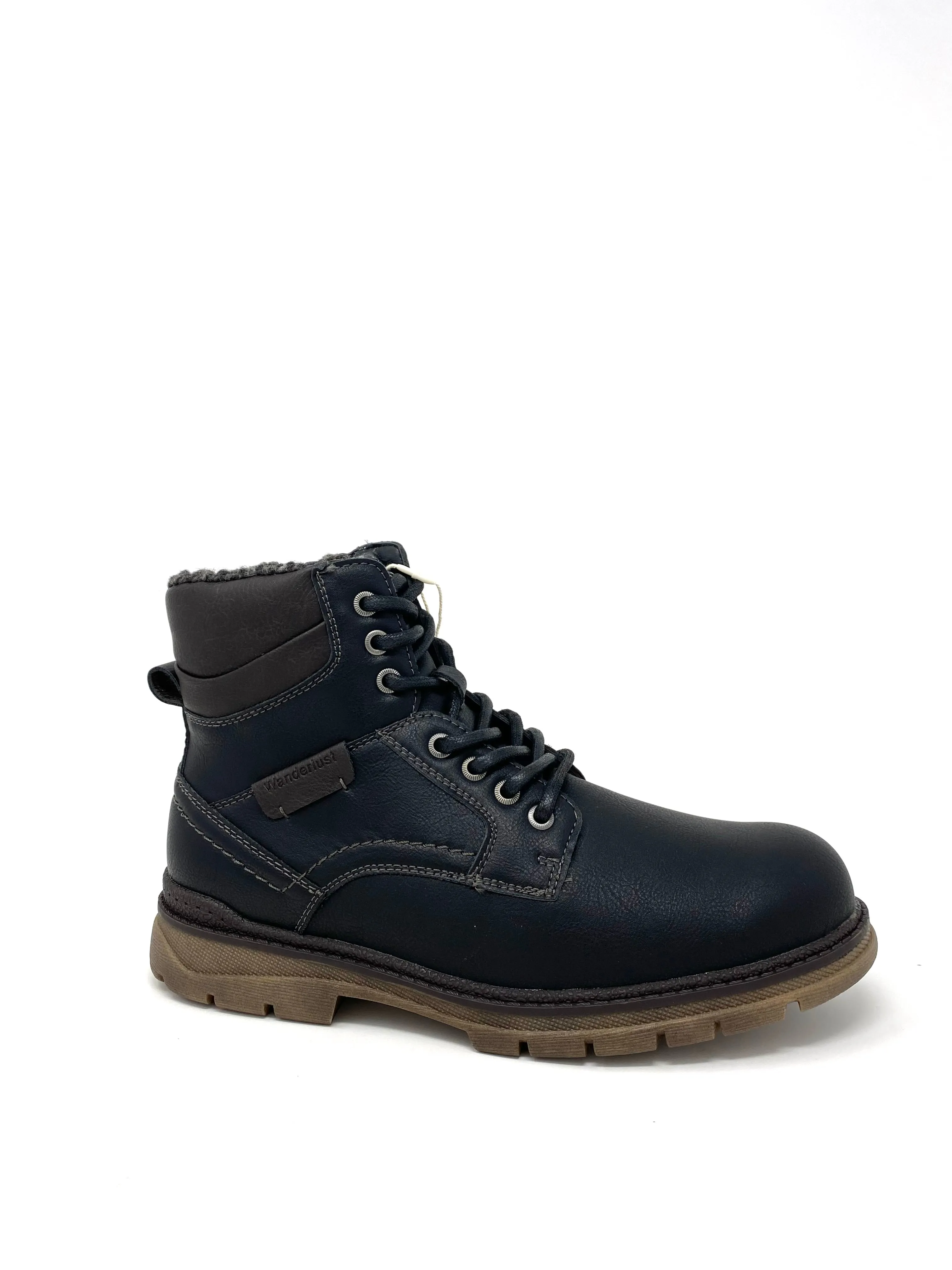 Chris Boot in Schwarz von Wanderlust (Weite Passform)