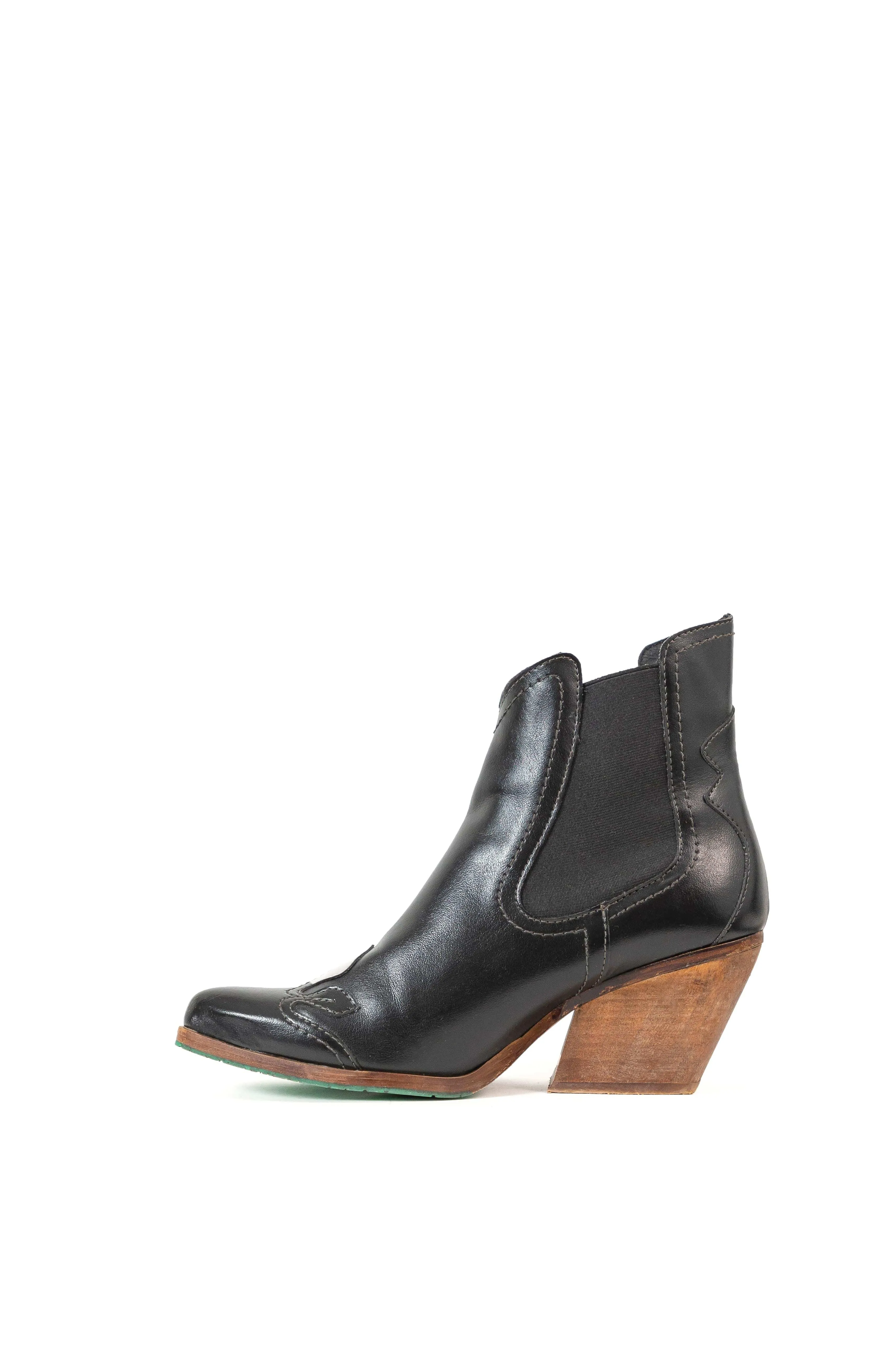 Duke Vegan Apple Leather Chelsea Cowboy Boots | Schwarz