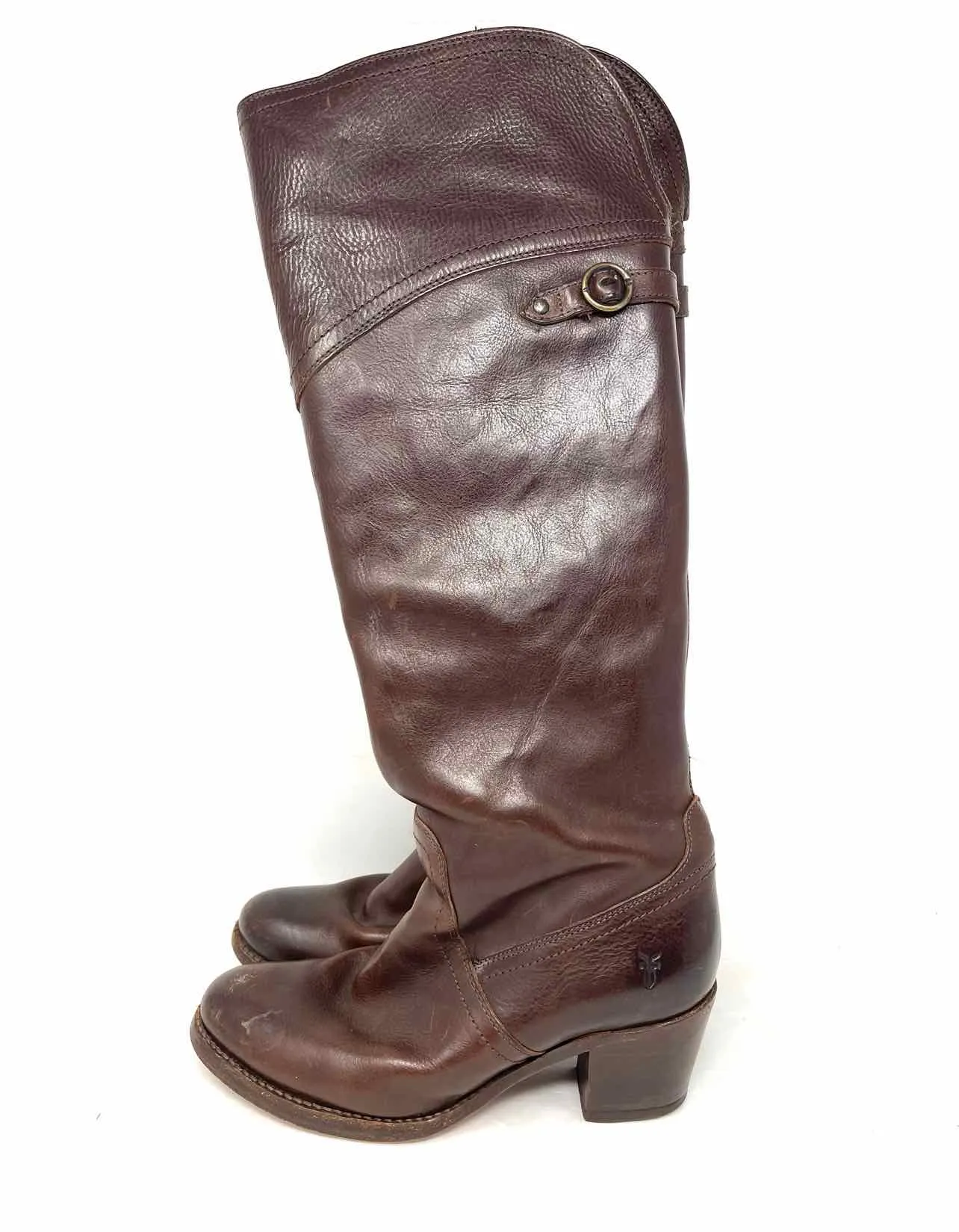 Frye Designer-Stiefel aus schokoladenfarbenem Pebbled-Leder in Größe 9