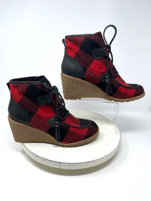 G.H. Bass & Co. Größe 9,5 Stiefel in Schwarz-Rotem Karomuster