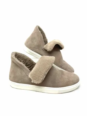 Gianni Bini Größe 8 Taubengraue Wildleder Stiefeletten mit Kunstpelzbesatz