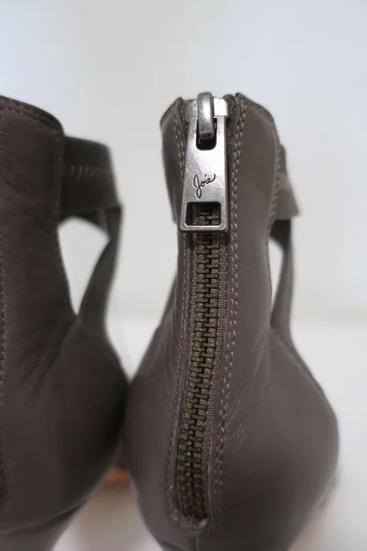 Joie Sandalen Elaine Grau Kreuzriemen Elastisch & Leder Größe 38.5 Offene Zehen Absatz