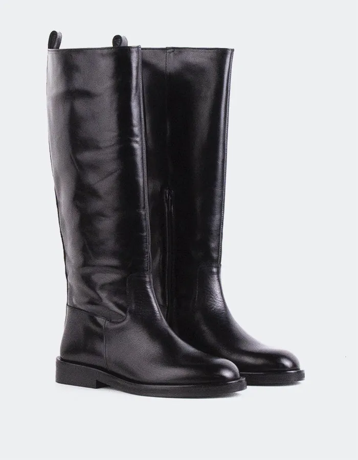 Lherma Schwarz Leder