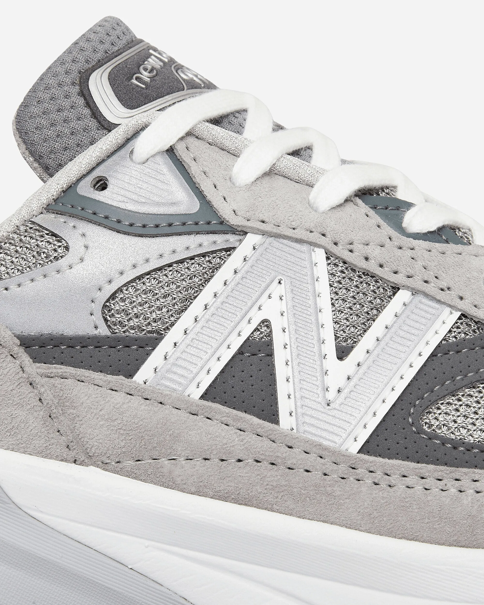 In den USA hergestellte 990v6 Sneakers in Cool Grey