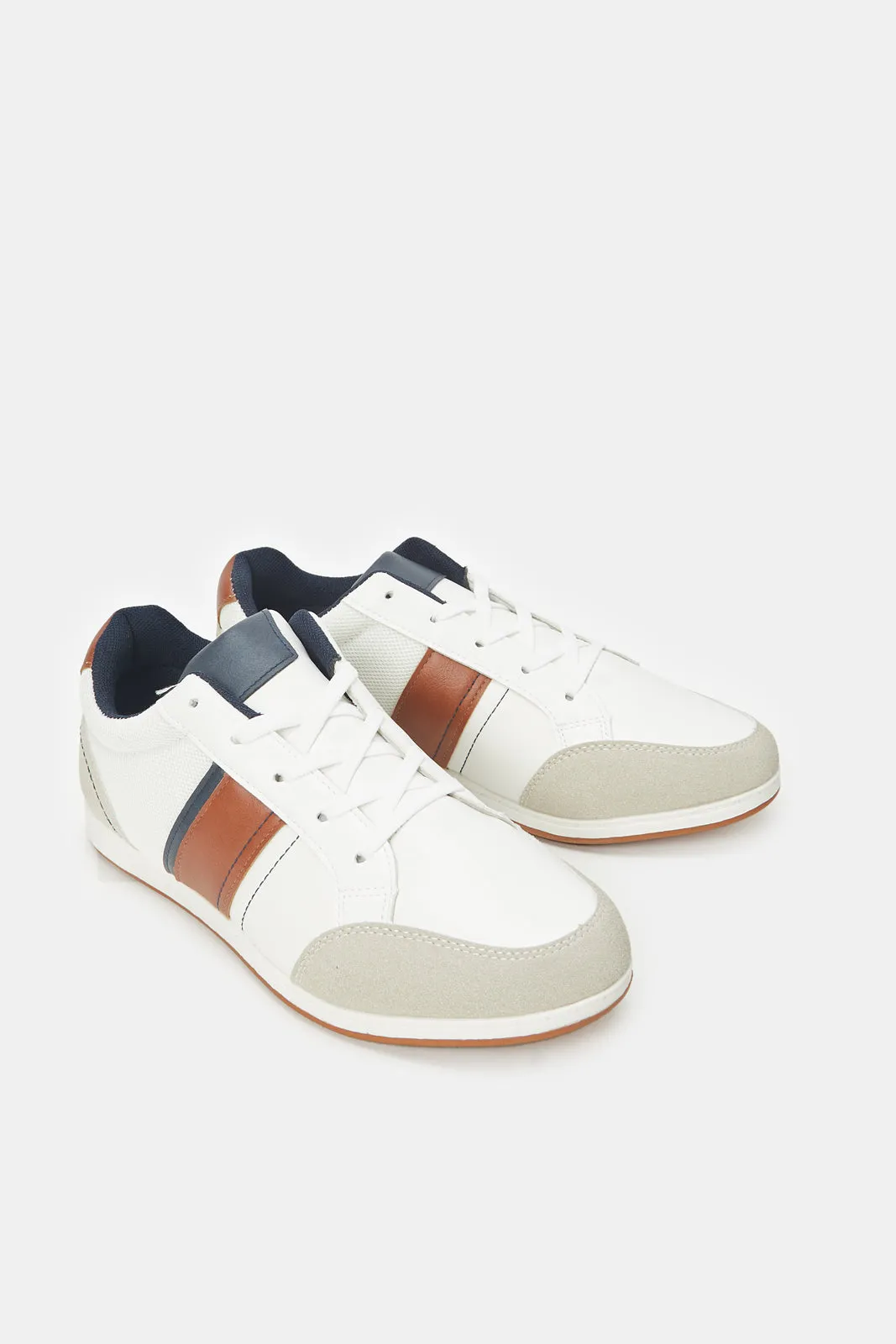 Herren Sneakers aus weißem Materialblock