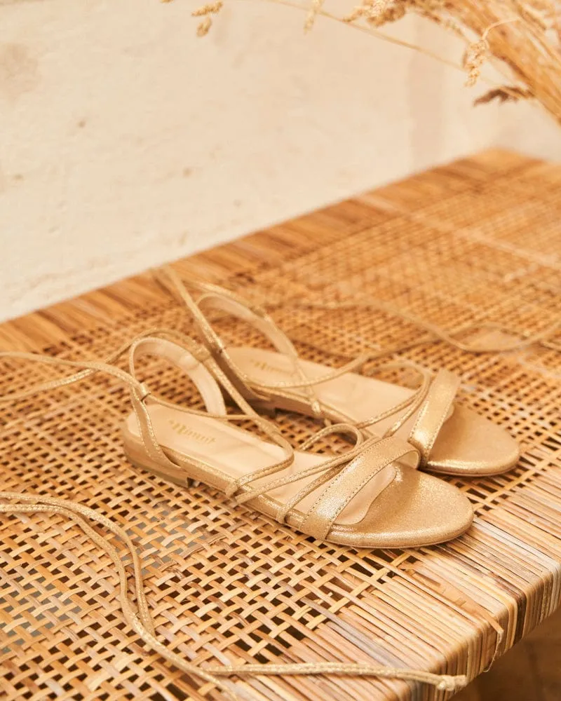 Nasturtium Vegan-Leder Knöchelriemen Sandalen | Gold
