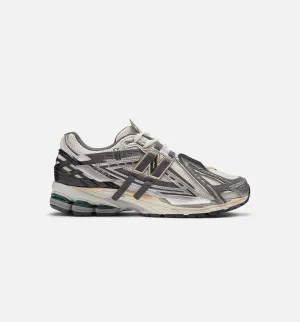 New Balance Schuhe 1906A Tech Explosion Herren Lifestyle-Schuh - Silber Metallic/Castlerock/Gold