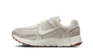 Nike Sneakers Nike Zoom Vomero 5 Hell Orewood Braun (D)