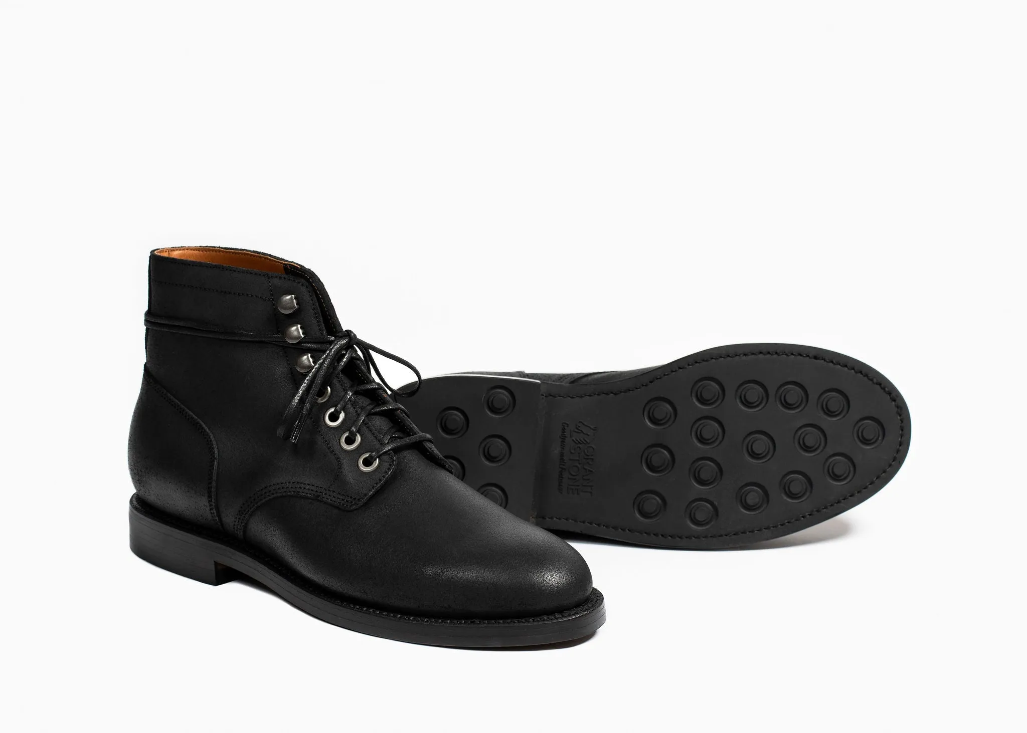 Nora Boot Black Wachs Commander