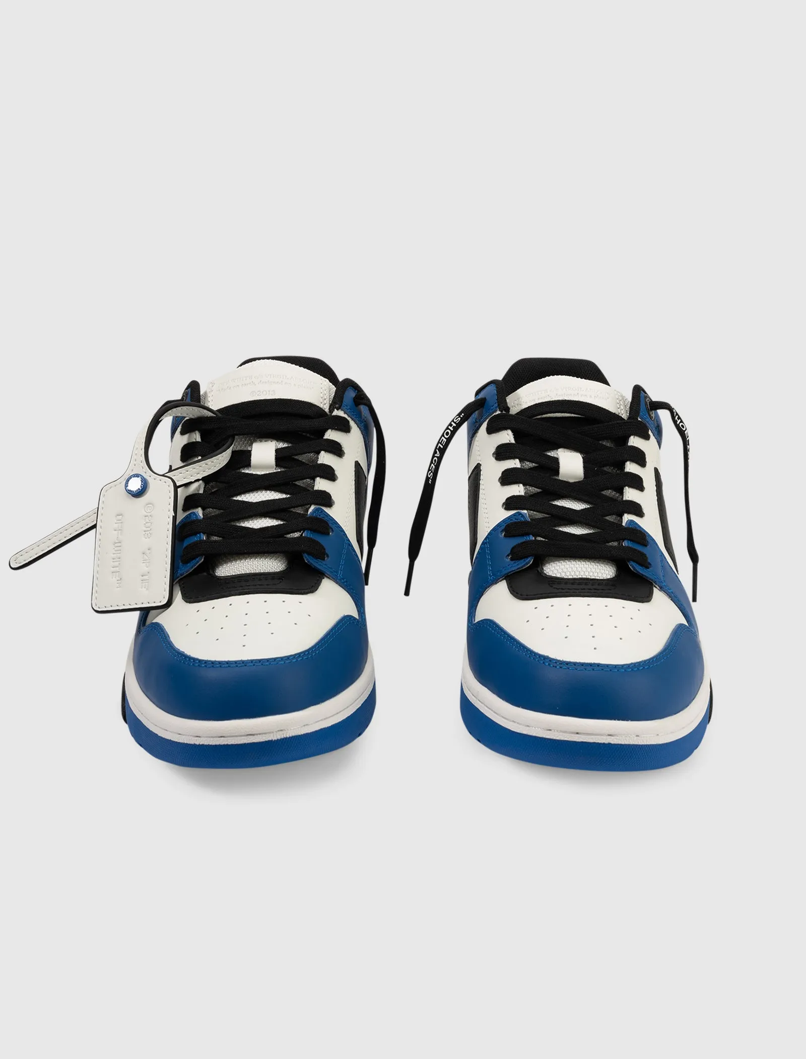 AUSSERHALB-DES-BÜROS-SNEAKER