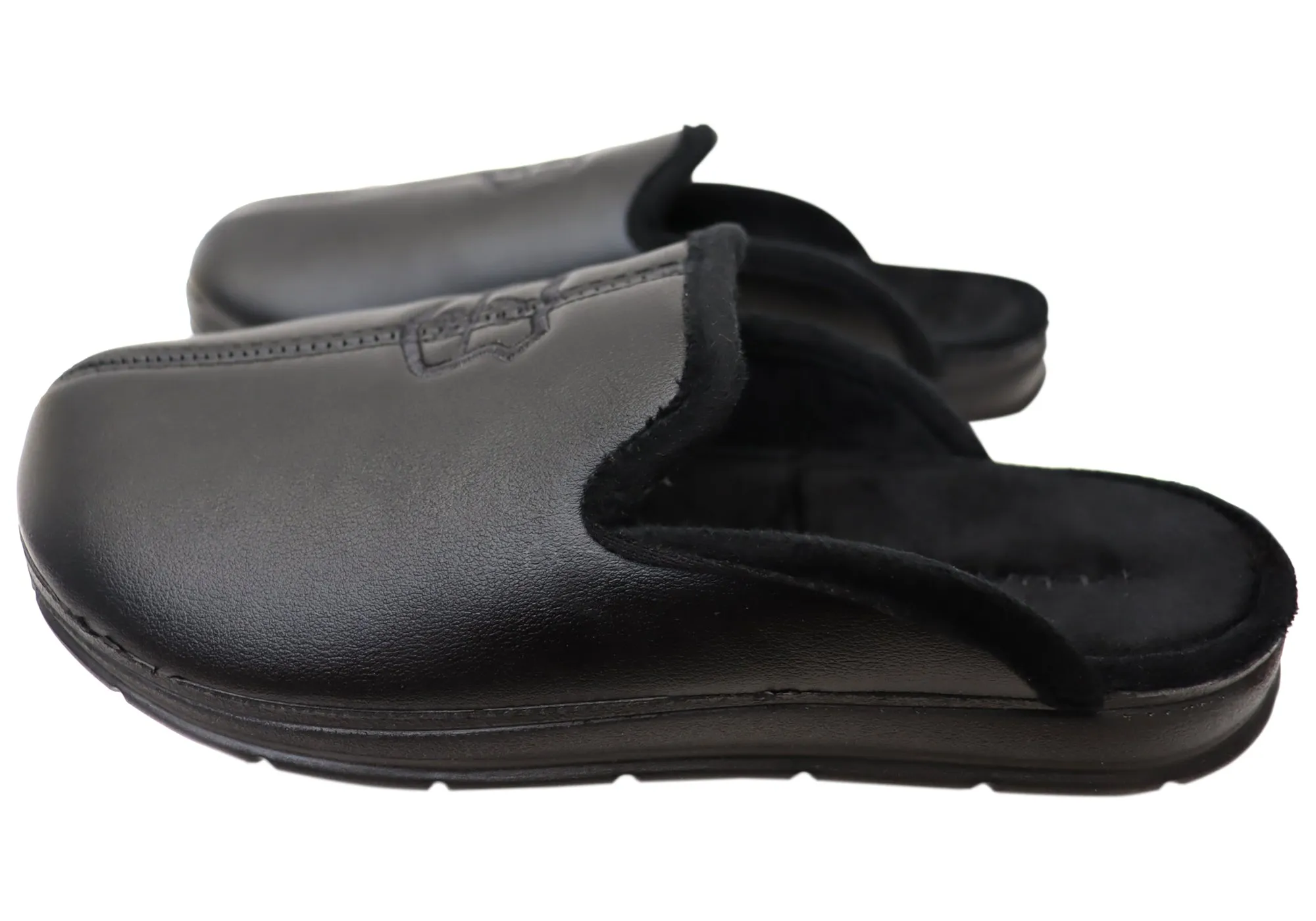 Pegada Marty Herren Brasilianische Hausschuhe mit Geschlossener Spitze und Offener Ferse Bequeme Pantoffeln Pegada Schuhe