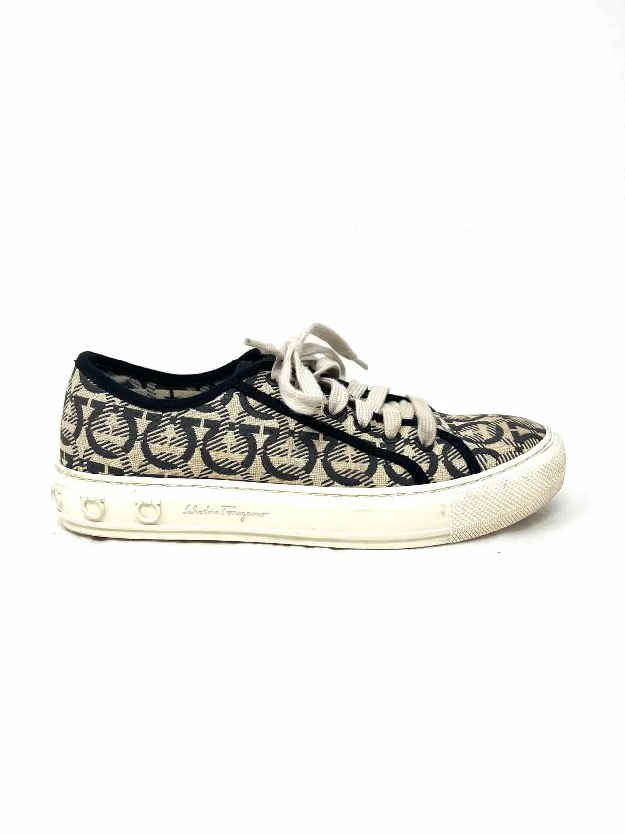 Salvatore Ferragamo Größe 8,5 Beige/Schwarz Signatur Schnürschuhe Sneakers AS IS