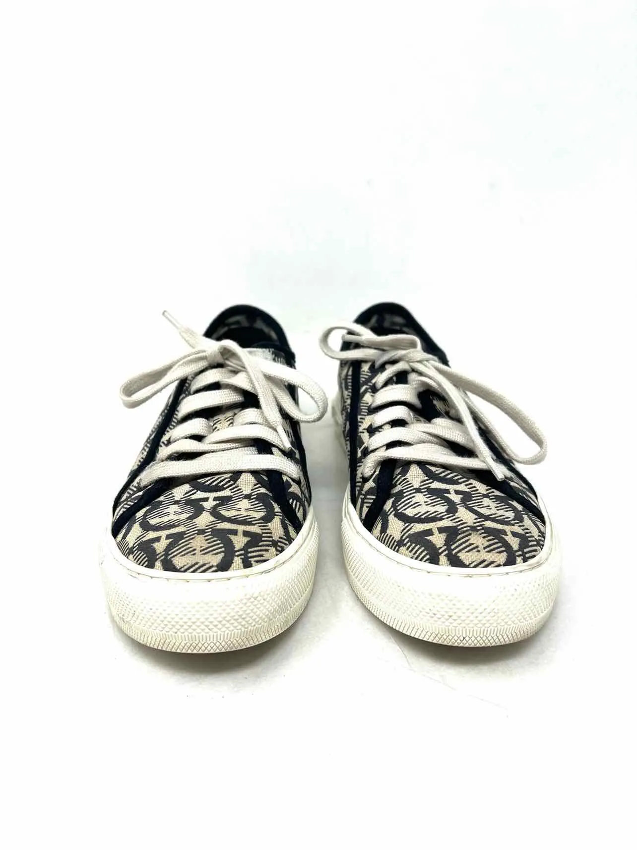 Salvatore Ferragamo Größe 8,5 Beige/Schwarz Signatur Schnürschuhe Sneakers AS IS