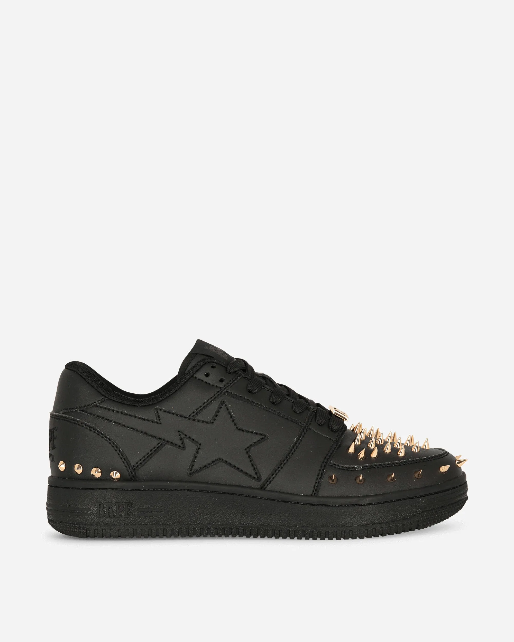 BAPE STA Low M1 Sneakers mit Nieten in Schwarz