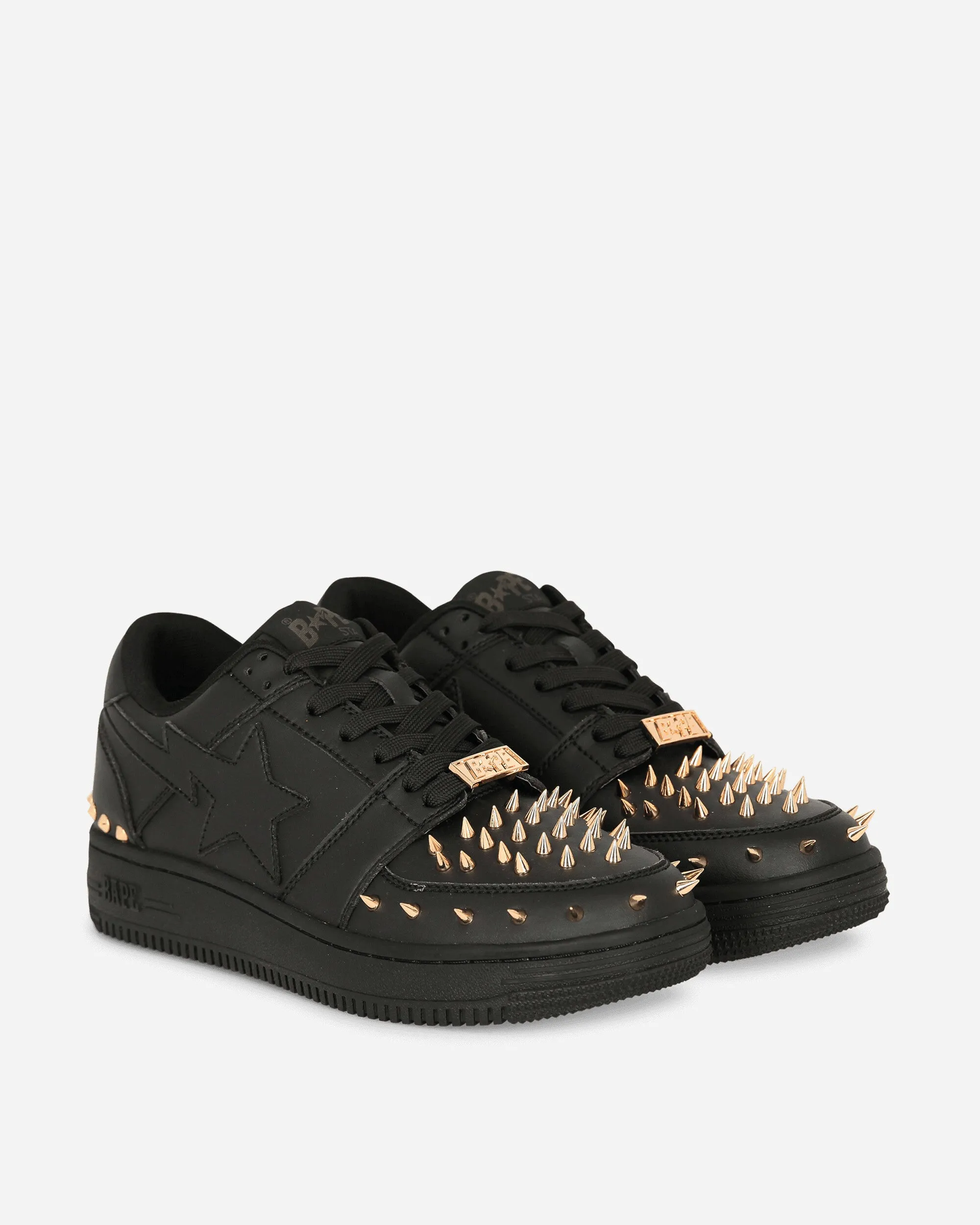 BAPE STA Low M1 Sneakers mit Nieten in Schwarz