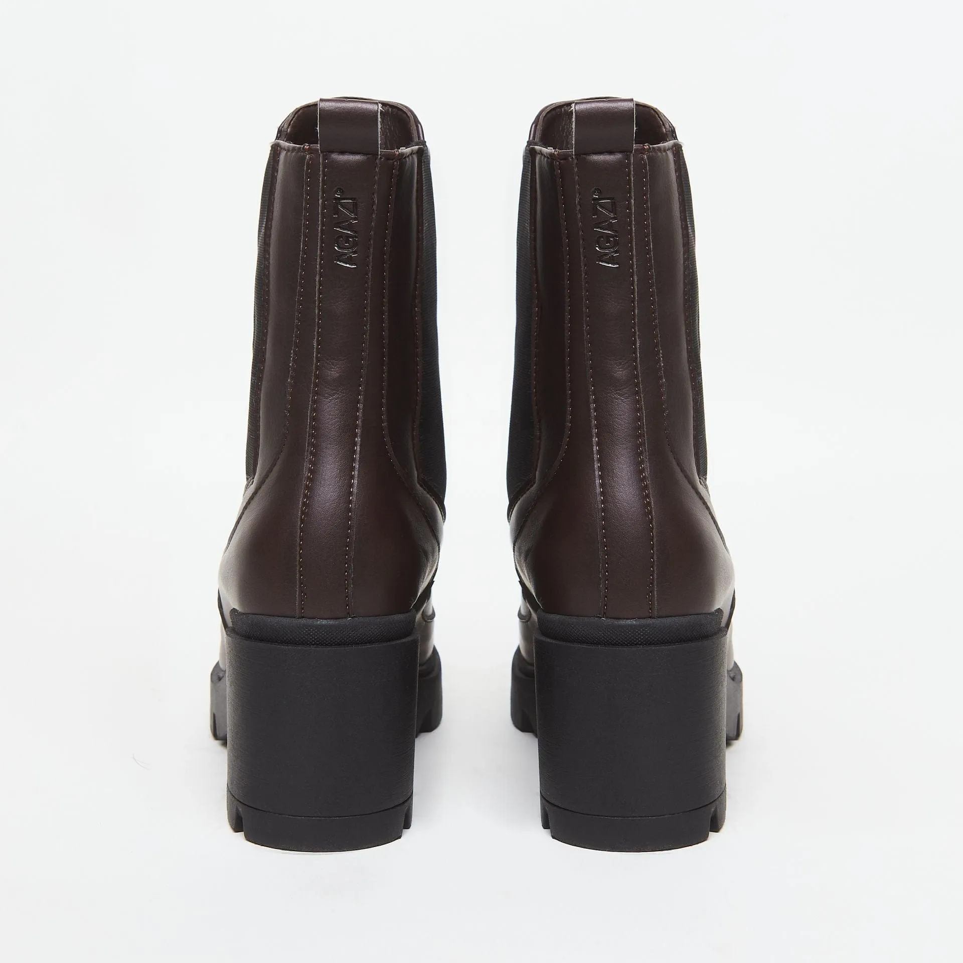 Vicky Vegan-Leder Stiefel mit Absatz | Schokolade