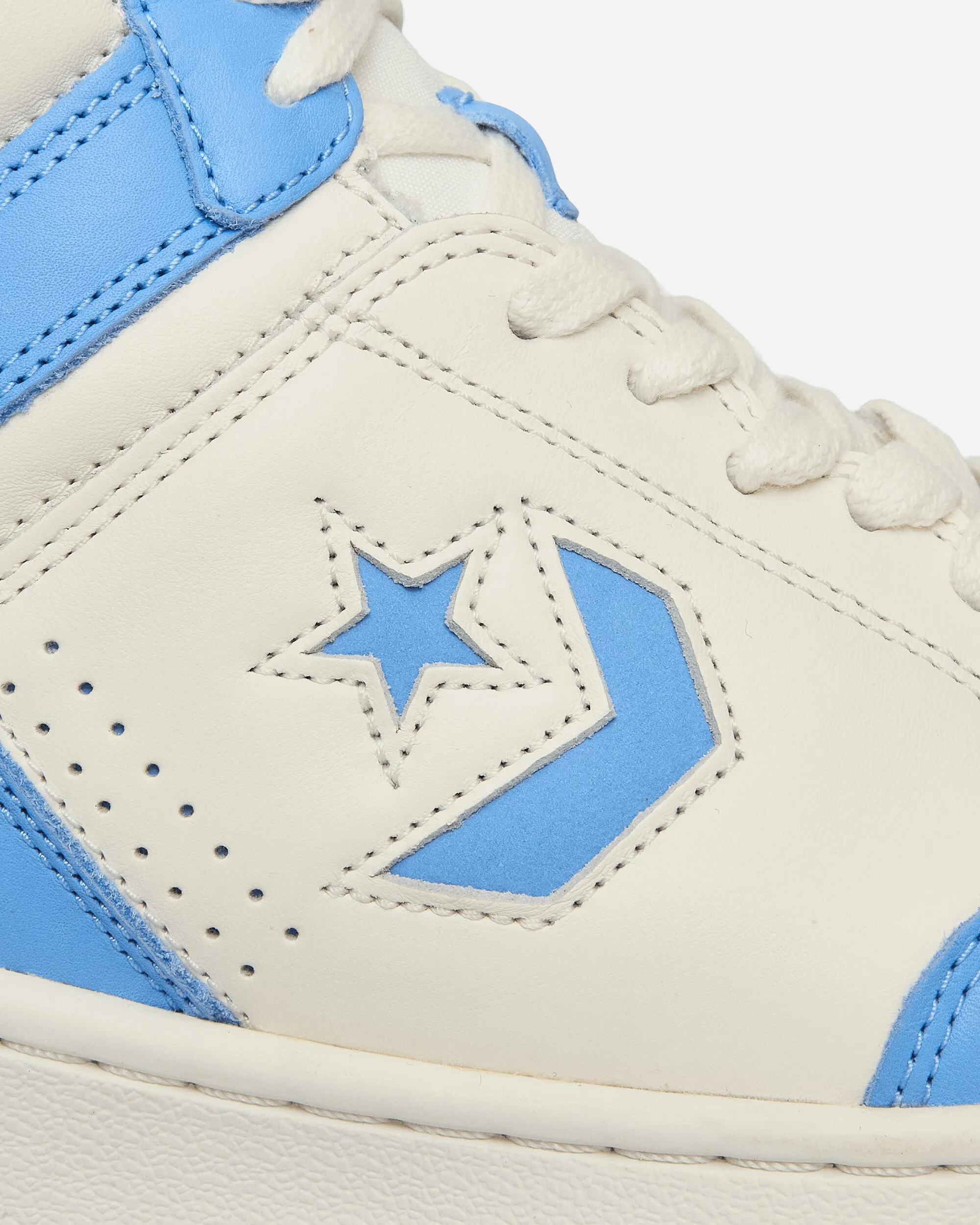 Weapon Mid Sneakers Hellblau / Vintage Weiß