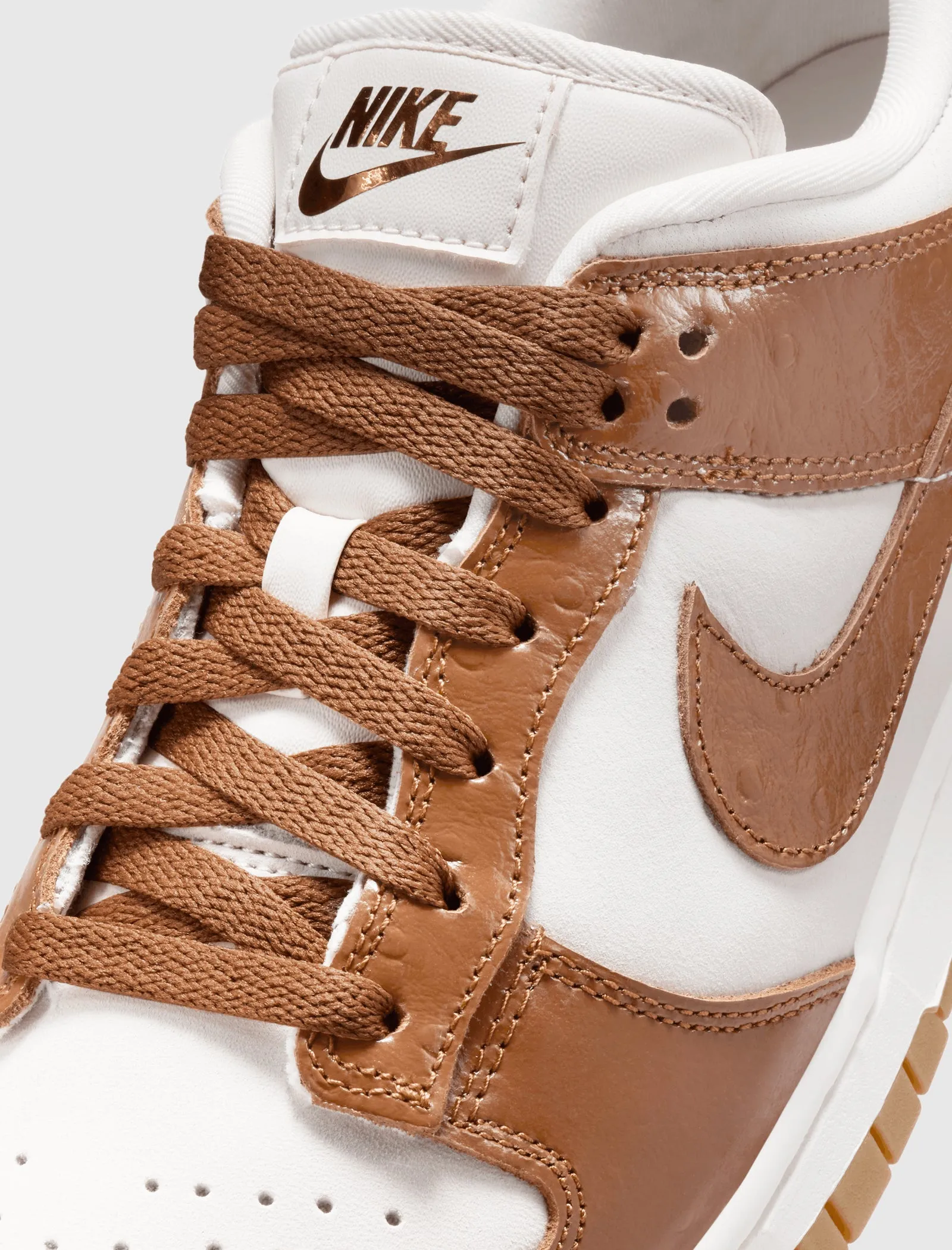 NIKE DUNK LOW LX FÜR DAMEN 