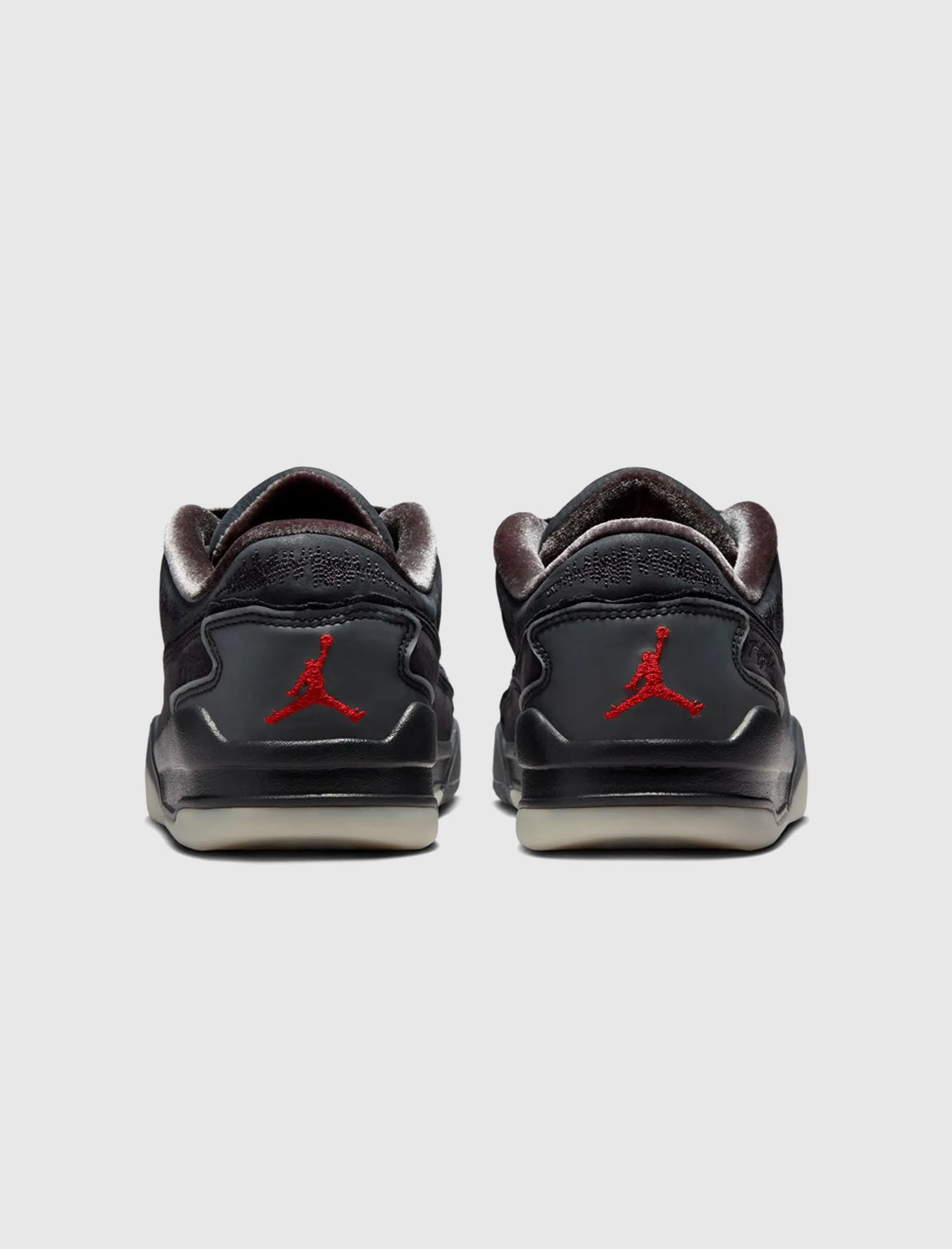 Damen WHO DECIDES WAR X JORDAN FLIGHT COURT 