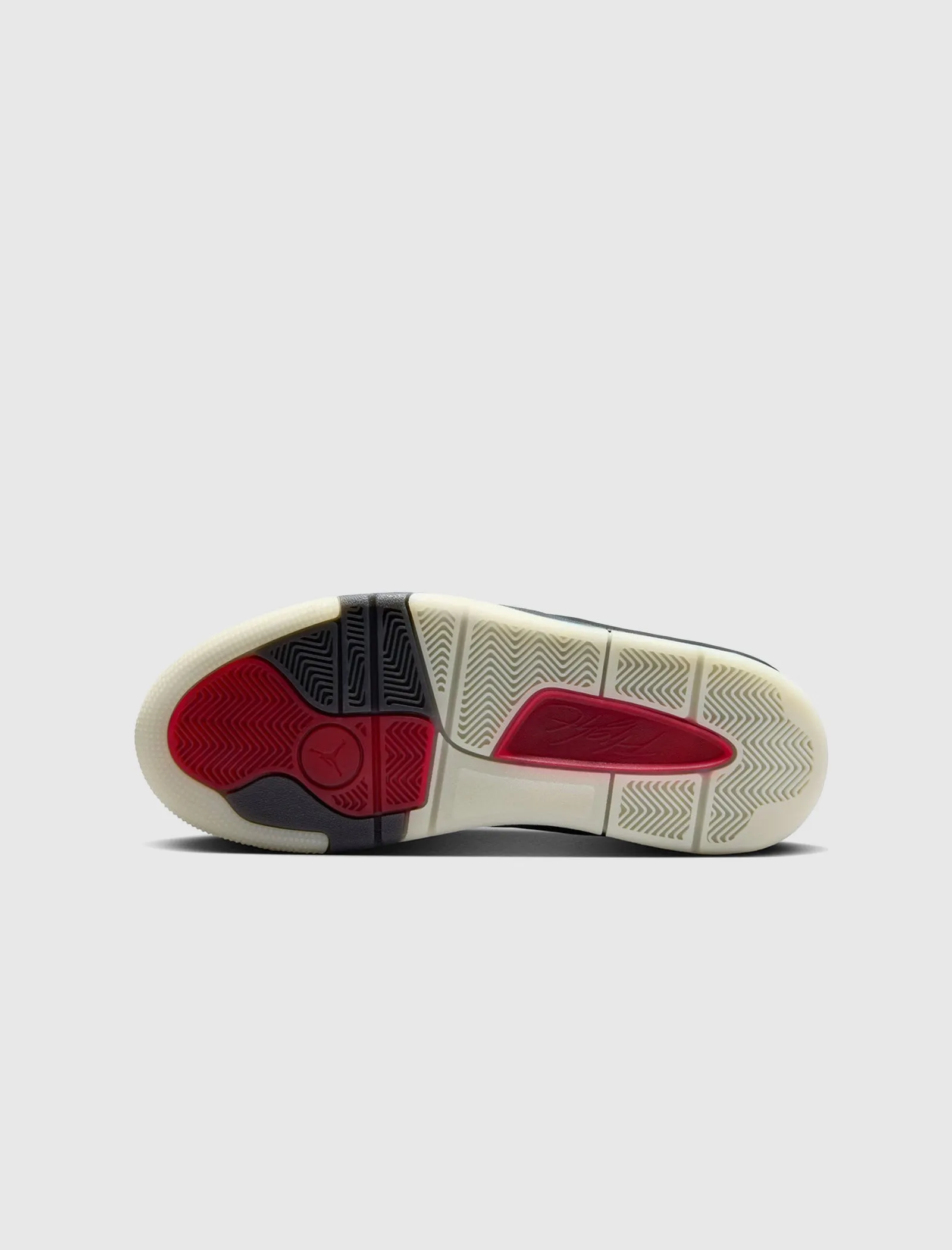 Damen WHO DECIDES WAR X JORDAN FLIGHT COURT 